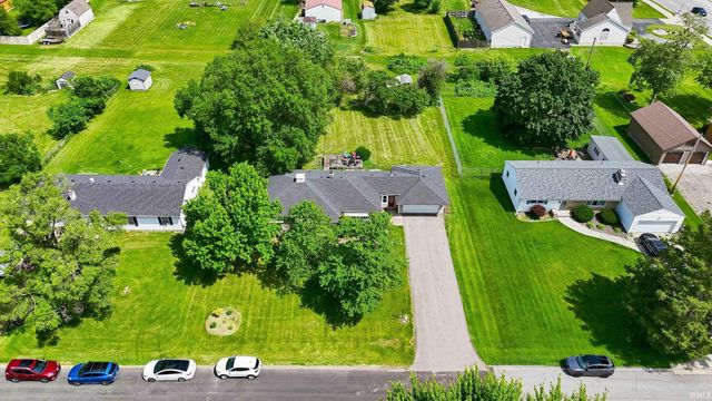 1802 Gillmore Drive, Fort Wayne, IN 46818