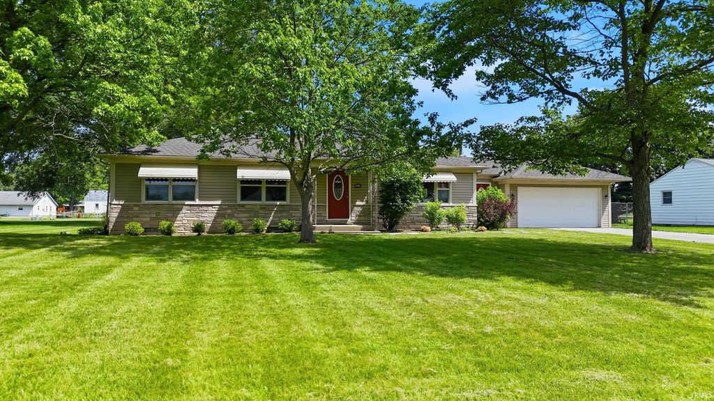 1802 Gillmore Drive, Fort Wayne, IN 46818