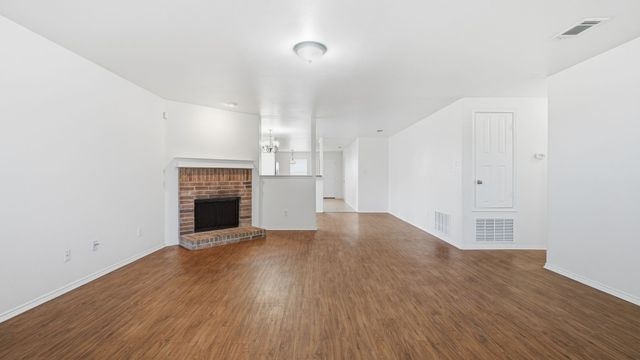 2717 Castro Lane, Fort Worth, TX 76108