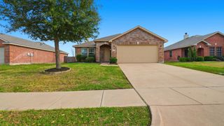 2717 Castro Lane, Fort Worth, TX 76108