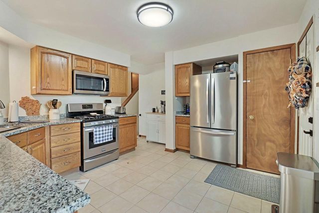 6010 68th STREET, Kenosha, WI 53142