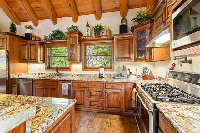 415 Kestrel Ridge Circle, Murphy, NC 28906