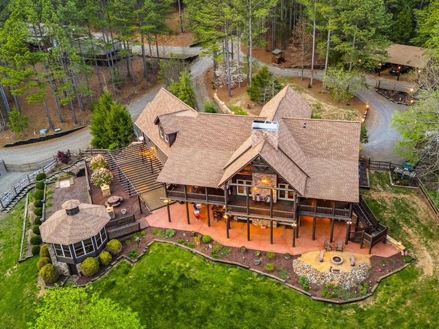 415 Kestrel Ridge Circle, Murphy, NC 28906