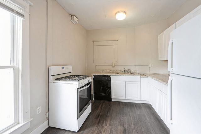 1152 27th Street, Des Moines, IA 50311