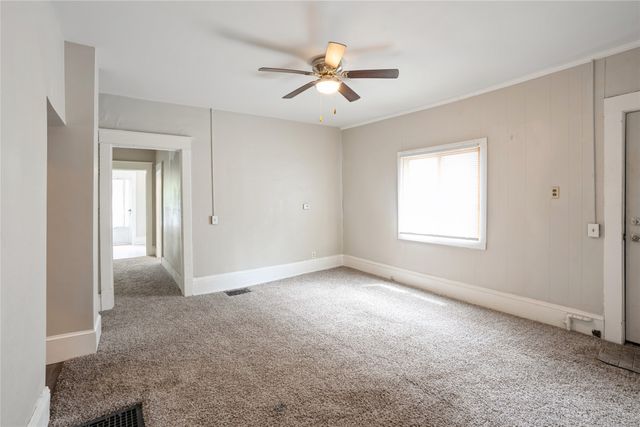 1152 27th Street, Des Moines, IA 50311
