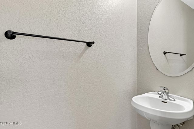 76 W Corriente Court, San Tan Valley, AZ 85143