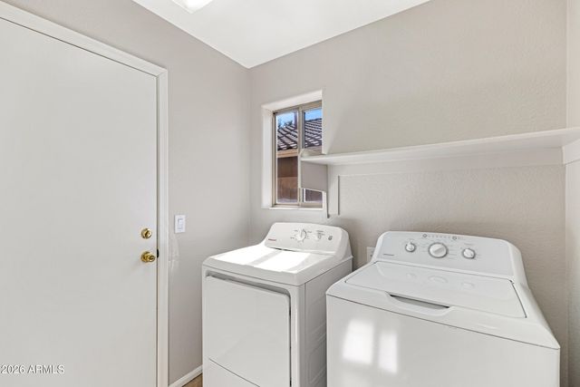 76 W Corriente Court, San Tan Valley, AZ 85143