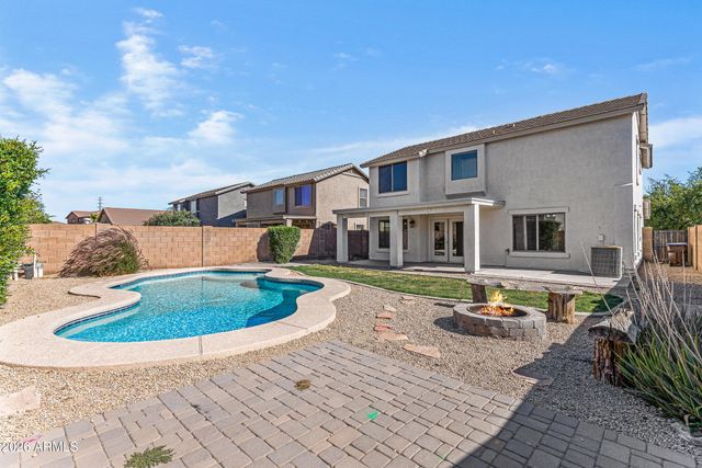 76 W Corriente Court, San Tan Valley, AZ 85143