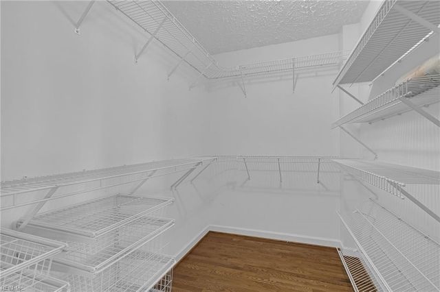 51 Mizzen CIR, Hampton, VA 23664