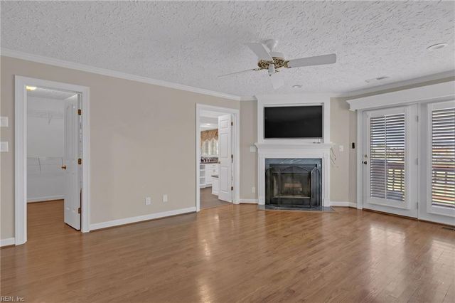 51 Mizzen CIR, Hampton, VA 23664