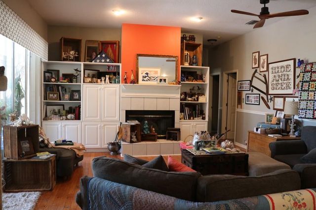 19150 LIVINGSTON AVENUE, Lutz, FL 33559