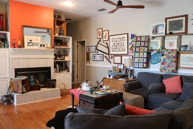 19150 LIVINGSTON AVENUE, Lutz, FL 33559