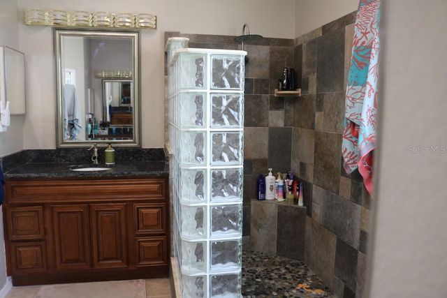 19150 LIVINGSTON AVENUE, Lutz, FL 33559