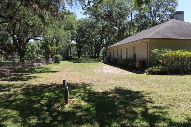 19150 LIVINGSTON AVENUE, Lutz, FL 33559