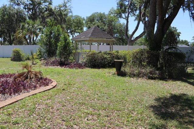 19150 LIVINGSTON AVENUE, Lutz, FL 33559