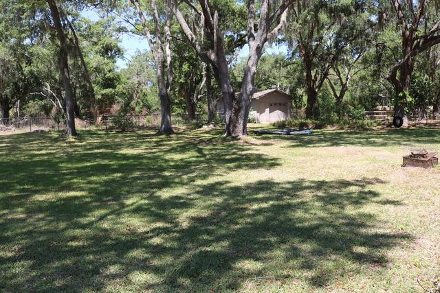 19150 LIVINGSTON AVENUE, Lutz, FL 33559