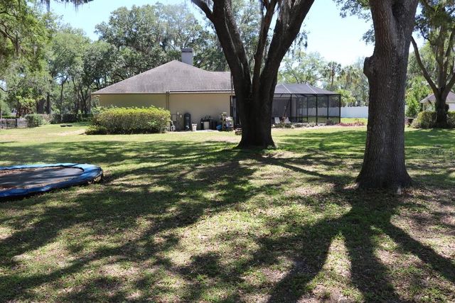 19150 LIVINGSTON AVENUE, Lutz, FL 33559