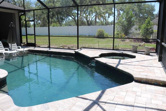 19150 LIVINGSTON AVENUE, Lutz, FL 33559