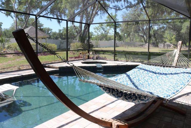 19150 LIVINGSTON AVENUE, Lutz, FL 33559