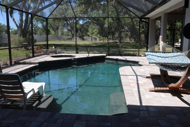 19150 LIVINGSTON AVENUE, Lutz, FL 33559