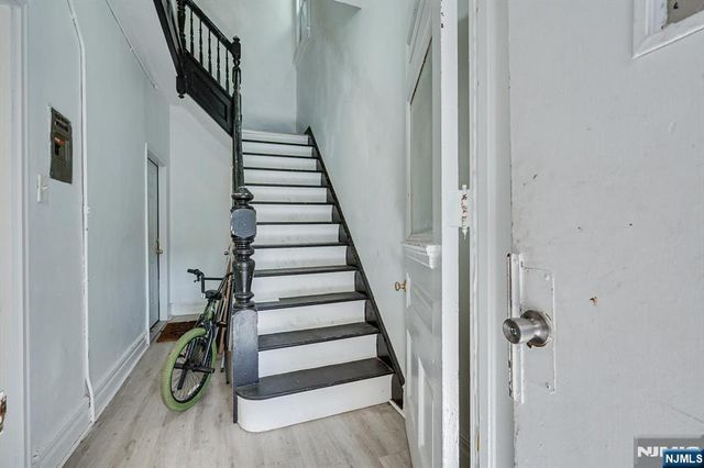 37 Blum Street, Newark, NJ 07103
