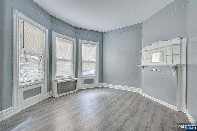 37 Blum Street, Newark, NJ 07103