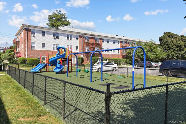 24 Winchester Avenue 2C, Yonkers, NY 10710
