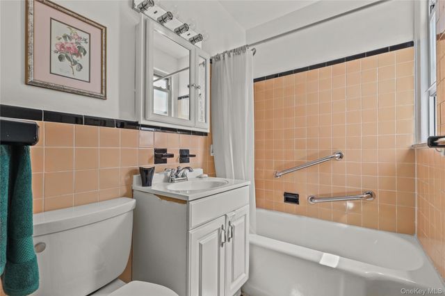 24 Winchester Avenue 2C, Yonkers, NY 10710