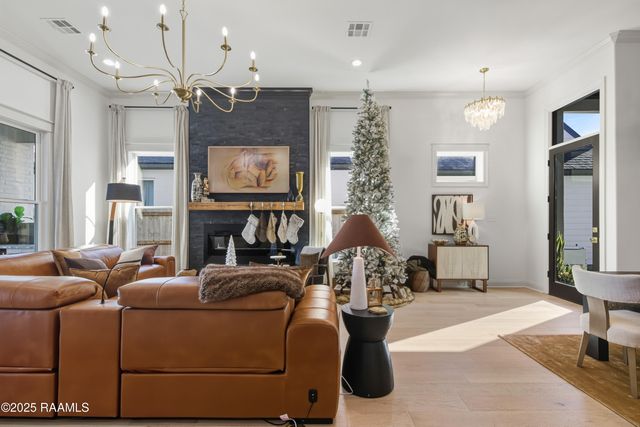 300 Alexander Palm Avenue, Youngsville, LA 70592