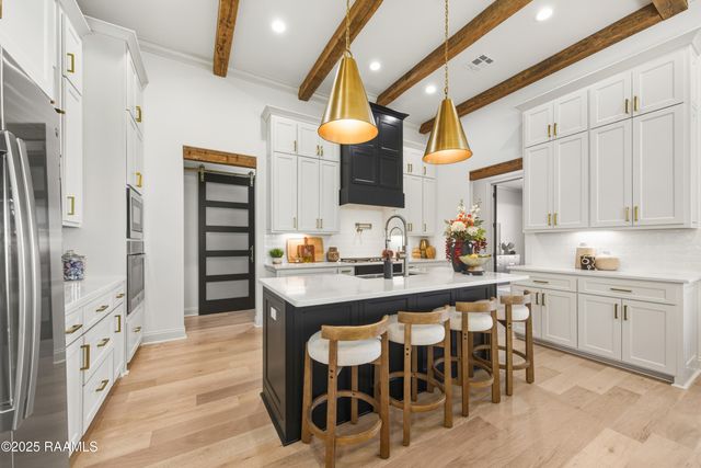 300 Alexander Palm Avenue, Youngsville, LA 70592