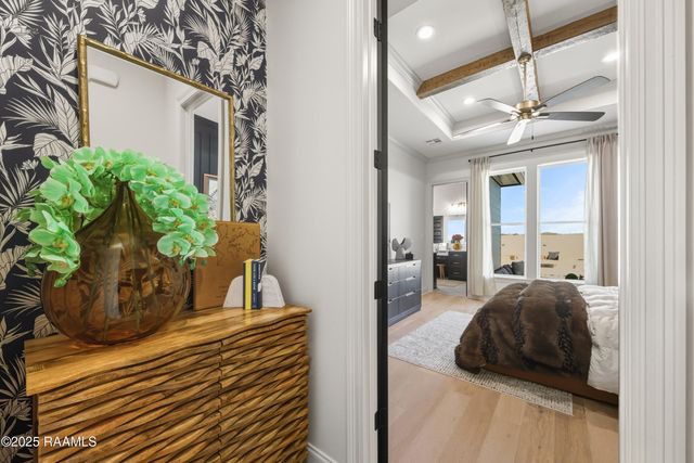 300 Alexander Palm Avenue, Youngsville, LA 70592