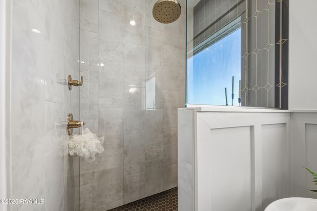 300 Alexander Palm Avenue, Youngsville, LA 70592