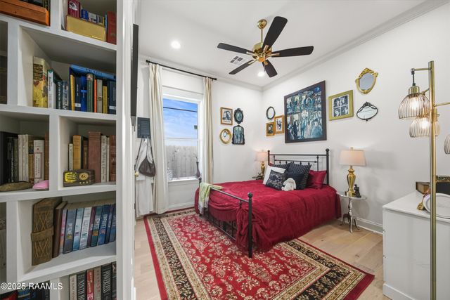 300 Alexander Palm Avenue, Youngsville, LA 70592