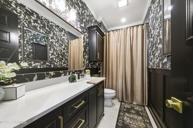 300 Alexander Palm Avenue, Youngsville, LA 70592