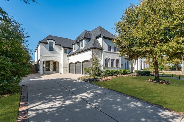 1333 Thornwood Drive, Murphy, TX 75094