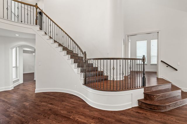 1333 Thornwood Drive, Murphy, TX 75094