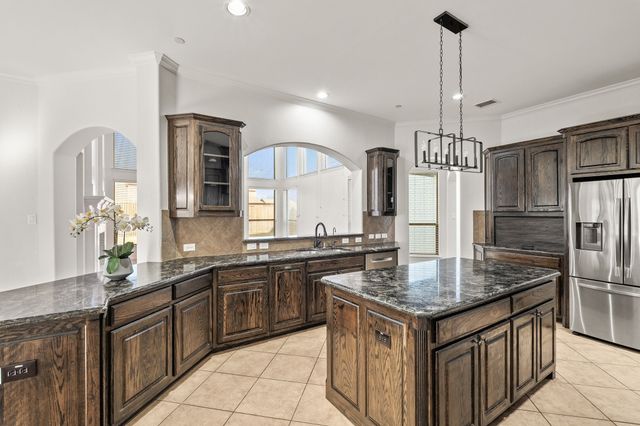 1333 Thornwood Drive, Murphy, TX 75094