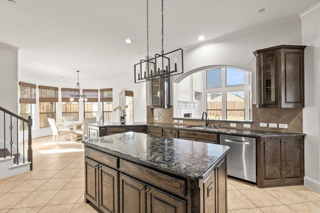 1333 Thornwood Drive, Murphy, TX 75094