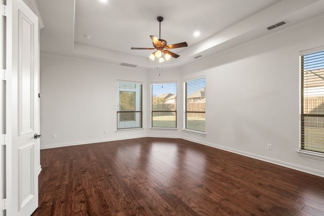 1333 Thornwood Drive, Murphy, TX 75094