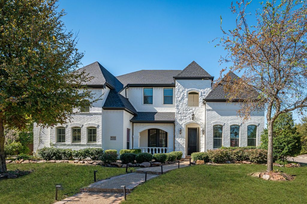 1333 Thornwood Drive, Murphy, TX 75094