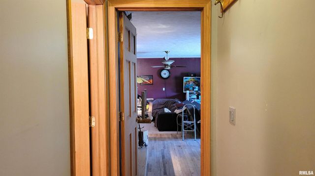 3898 COUNTRY CLUB Road, Carbondale, IL 62901