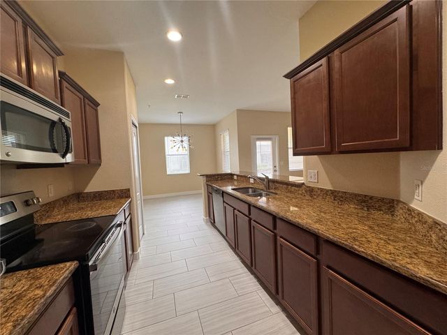 15511 CAMPDEN STREET, Winter Garden, FL 34787
