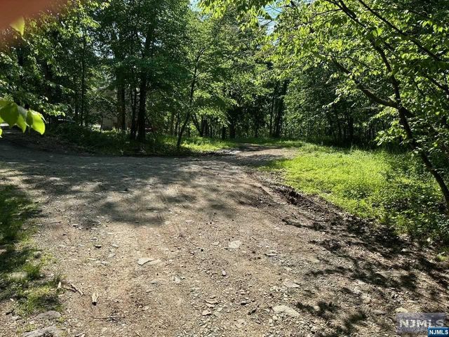 0 Gladstone Road, West Milford, NJ 07421