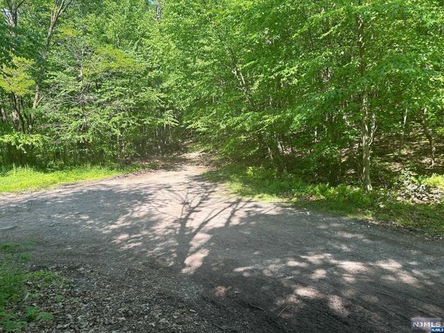 0 Gladstone Road, West Milford, NJ 07421