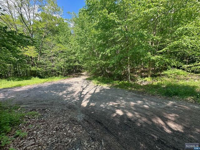 0 Gladstone Road, West Milford, NJ 07421