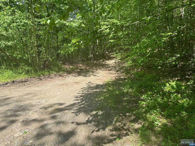 0 Gladstone Road, West Milford, NJ 07421