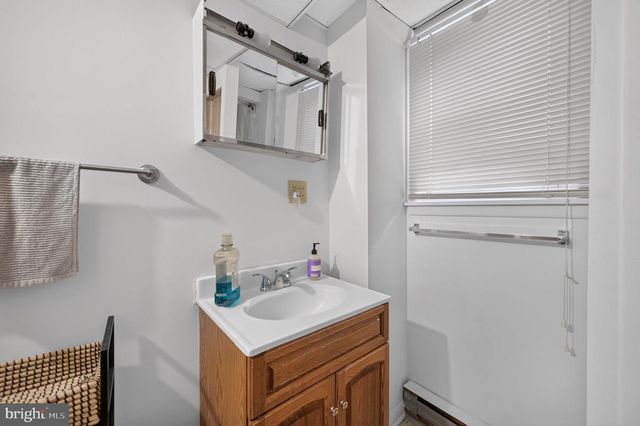 214 GLADE BLVD, Walkersville, MD 21793