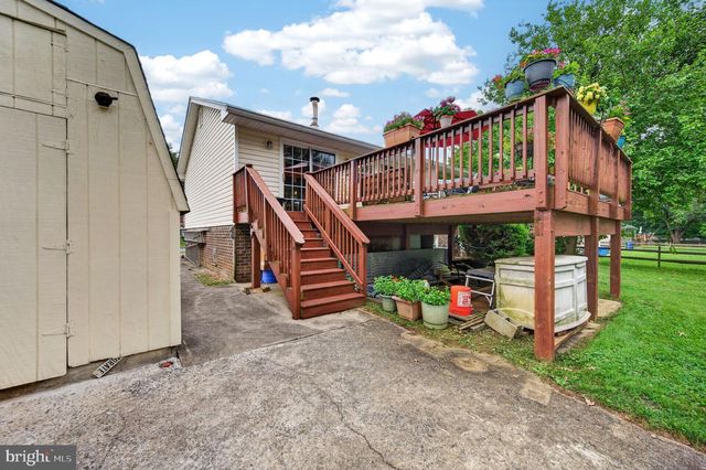 214 GLADE BLVD, Walkersville, MD 21793