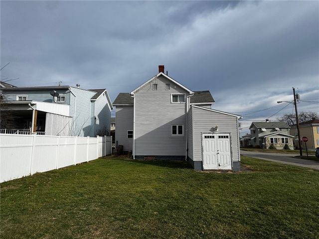 58 E Wine St, Uniontown, PA 15401