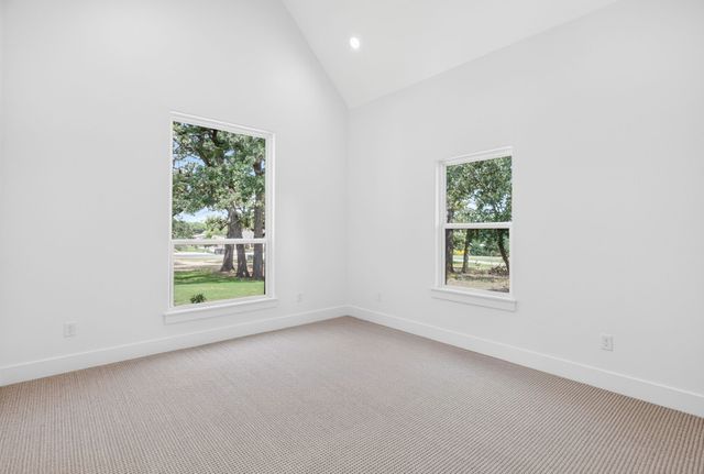 126 Champions Way, Azle, TX 76020